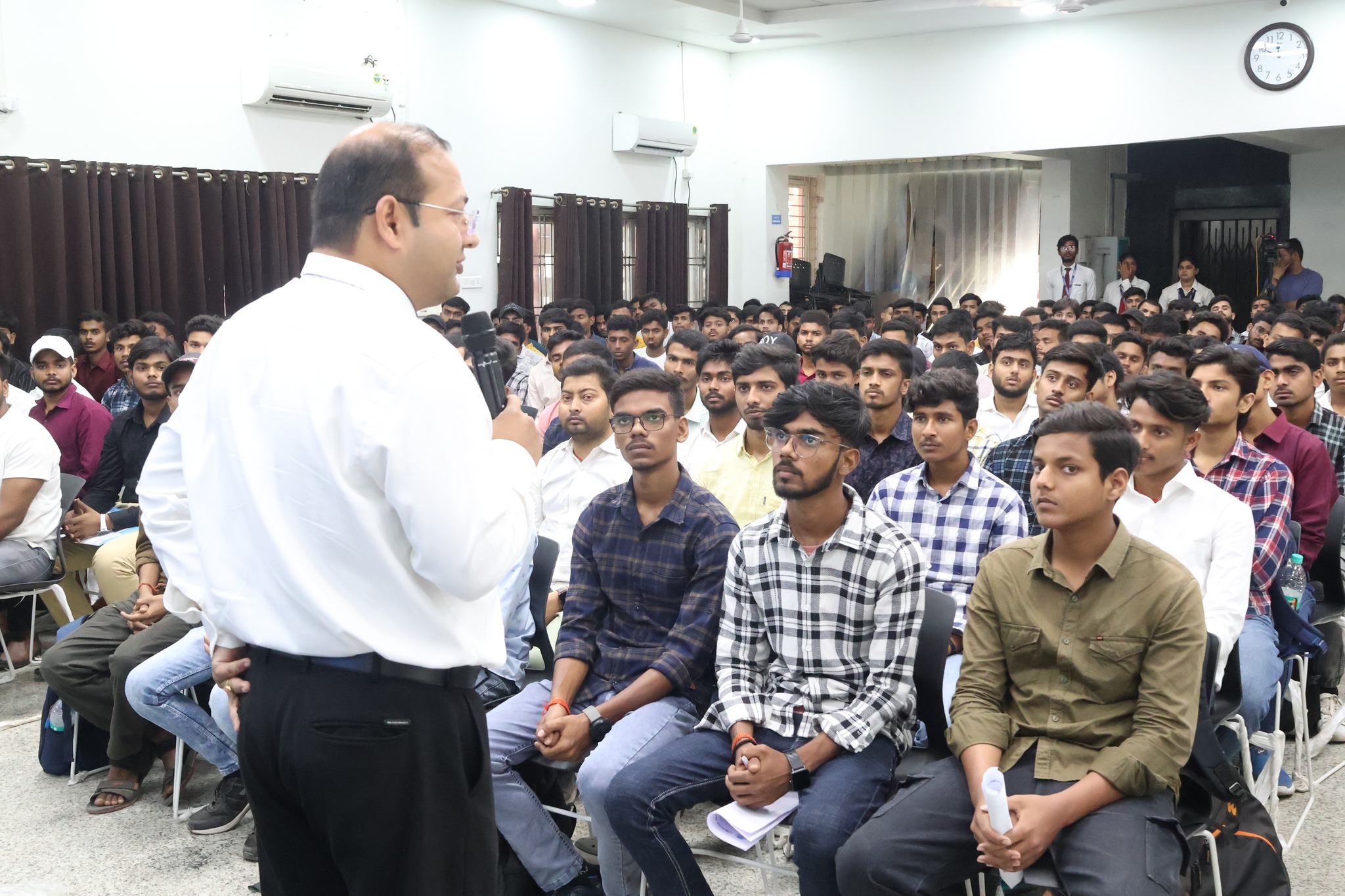 CIMAGE Welcomes Future Leaders at 2025 Entrance Exam